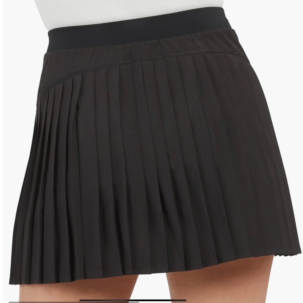 Spanx get active skort size small nwt in very black